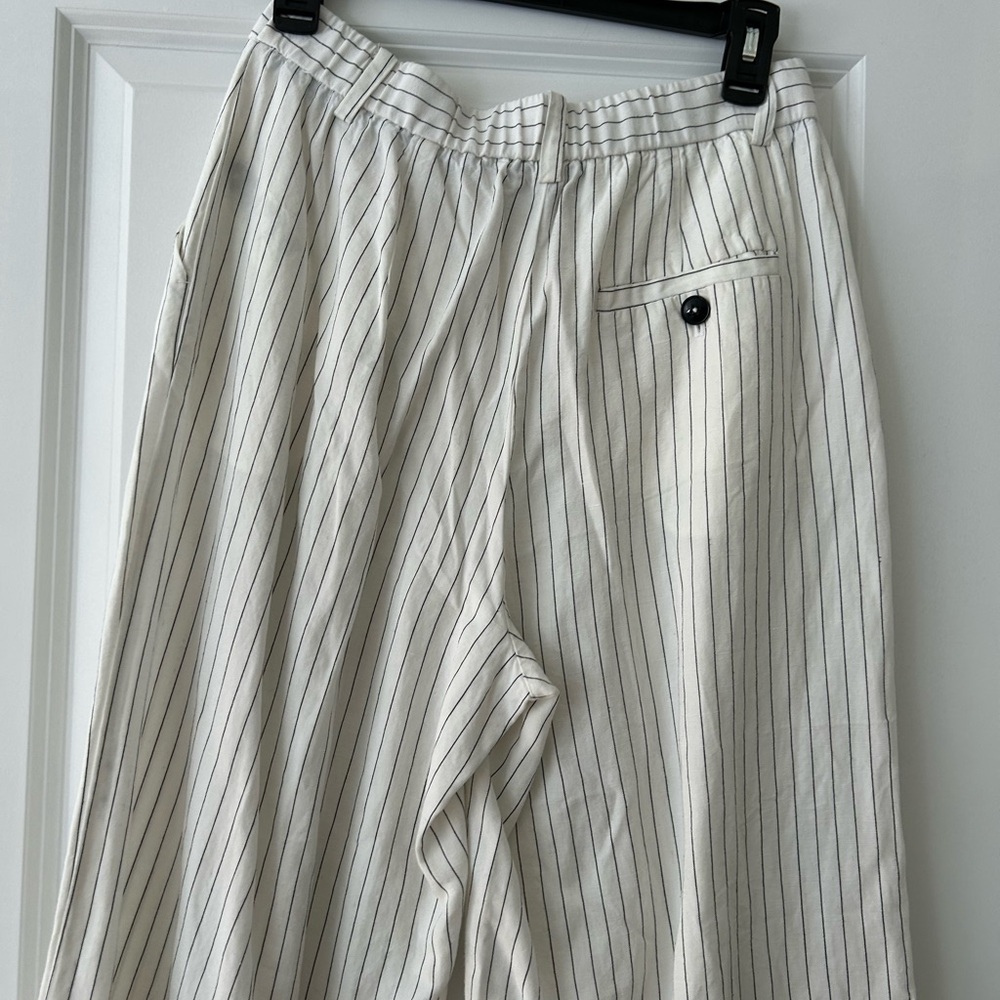 Maeve Avery Pinstripe Bermuda shorts - Picture 3 of 7